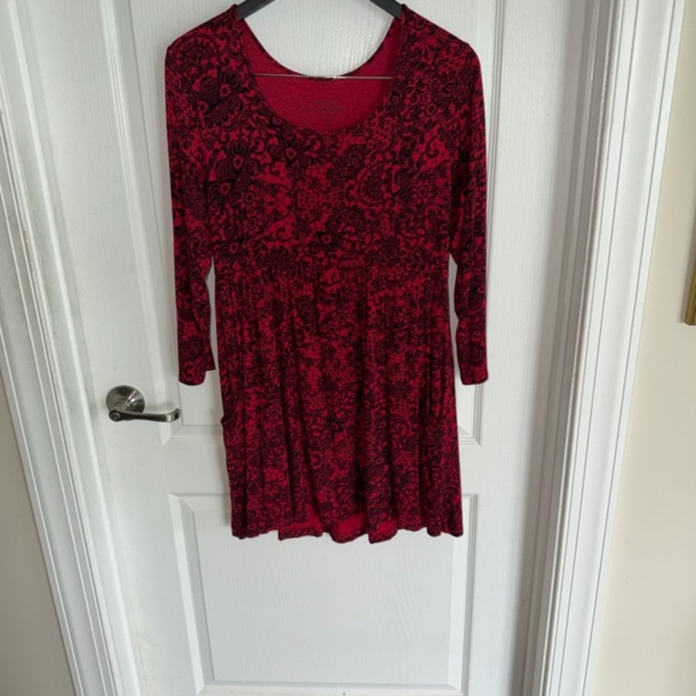 Soma Red and Black Floral Scoop Neck Dress